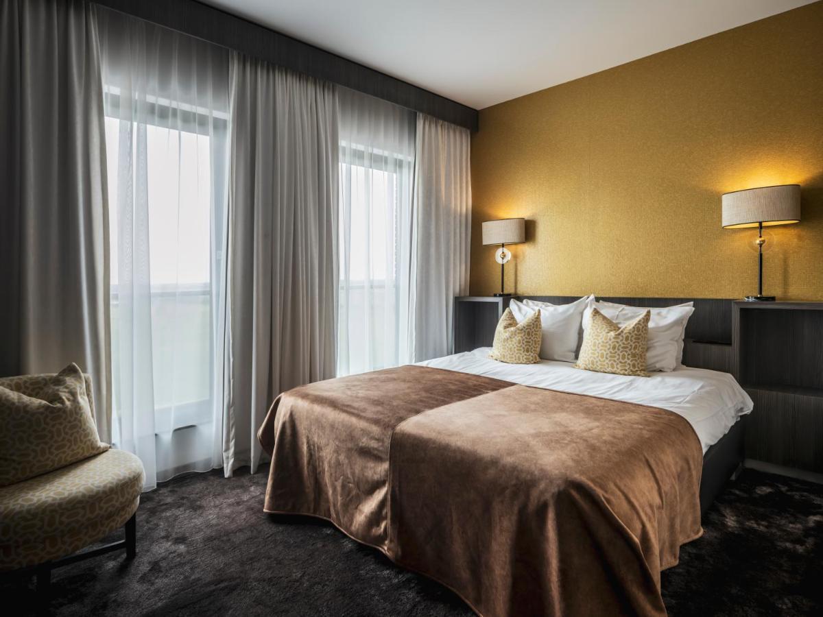 Van Der Valk Hotel Hoorn Хорн Екстериор снимка